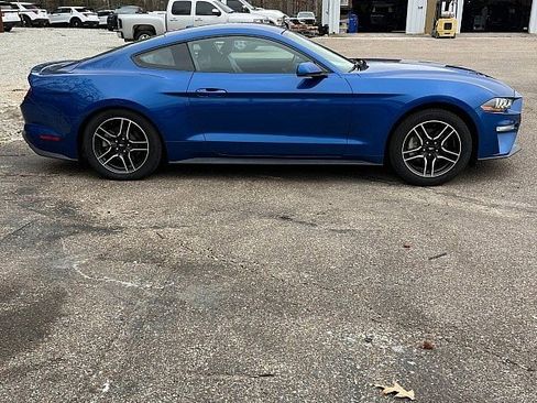 Used 2018 Ford Mustang Premium image 8