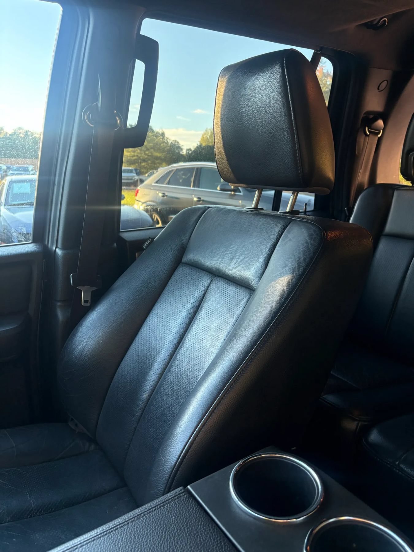 Used 2011 Ford Expedition Limited w/ 301A Rapid Spec Order Code AWD/4WD image 12