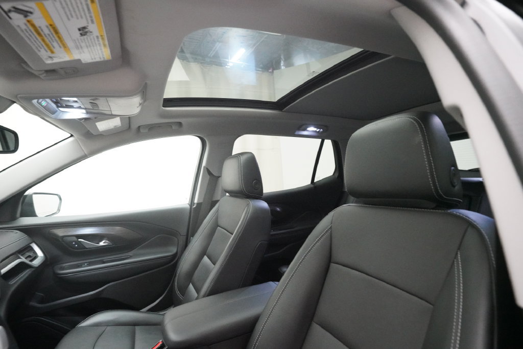 Certified 2024 GMC Terrain SLT w/ Elevation Edition AWD/4WD image 31