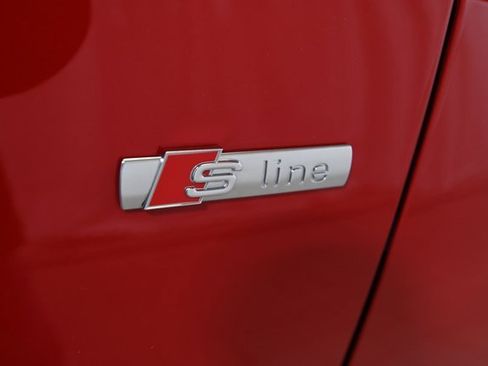 Used 2024 Audi Q3 2.0T Premium image 18