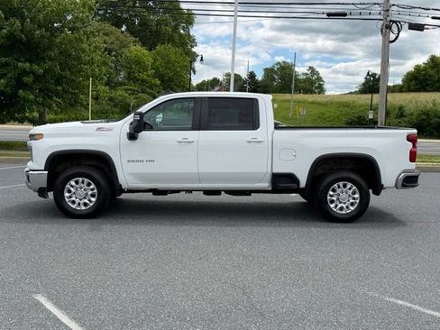 Certified 2024 Chevrolet Silverado 2500 LT AWD/4WD image 10