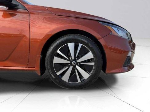 Used 2020 Nissan Altima 2.5 SR FWD image 55