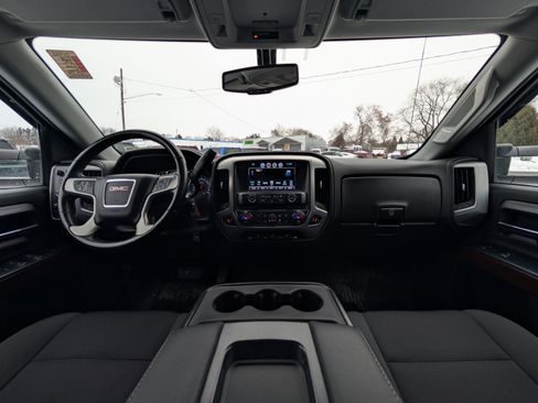 Used 2018 GMC Sierra 1500 SLE w/ SLE Value Package image 2