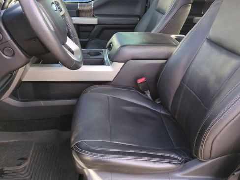 Used 2017 Ford F250 Lariat w/ Lariat Ultimate Package image 16