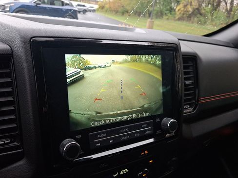 Certified 2023 Nissan Frontier PRO-4X w/ Technology Package image 18