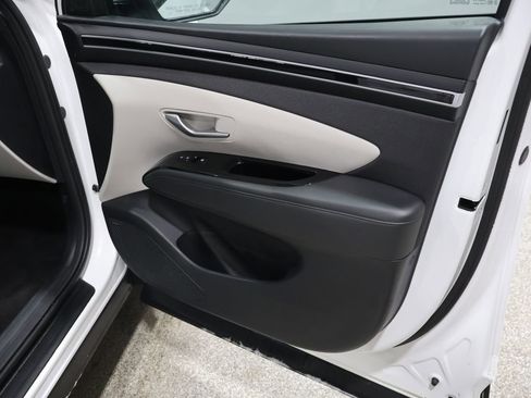 Used 2024 Hyundai Tucson Limited AWD/4WD image 25