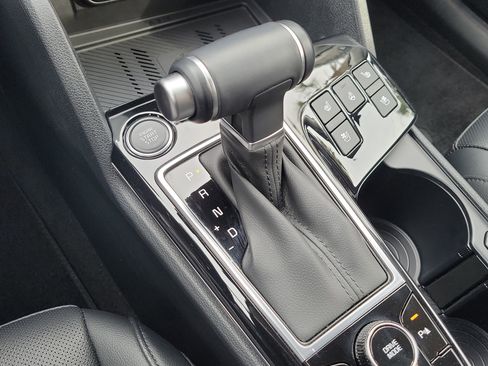 Certified 2025 Kia Sportage SX image 40