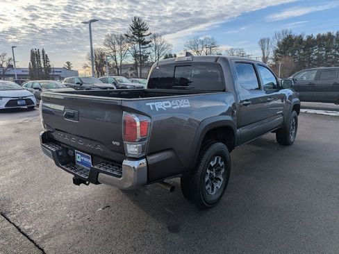 Used 2022 Toyota Tacoma TRD Off-Road image 6