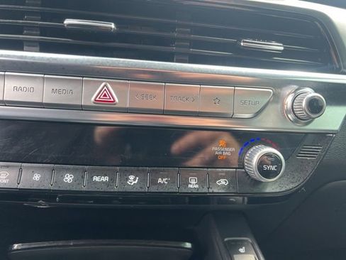 Used 2022 Kia Telluride S image 22