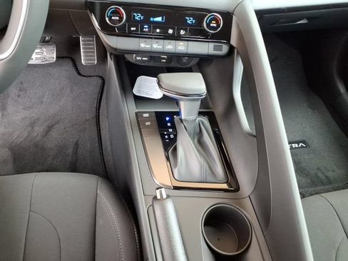 New 2026 Hyundai Elantra Sport FWD image 18
