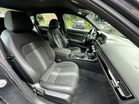Used 2025 Honda Civic Sport image 18