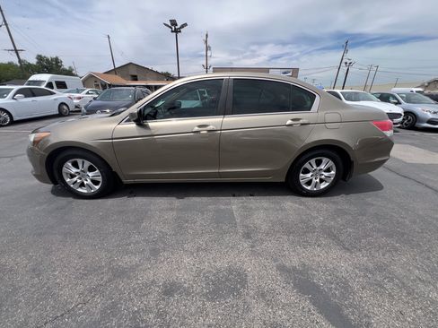 Used 2009 Honda Accord LX-P image 5