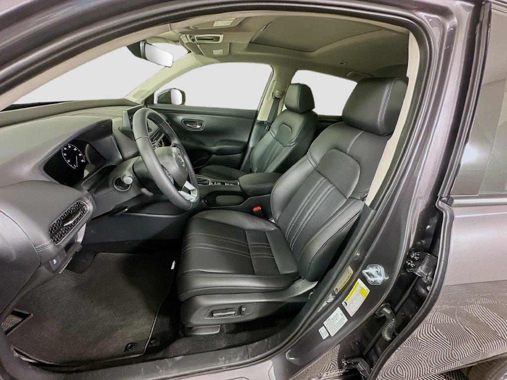 Used 2027 Honda HR-V EX-L image 16