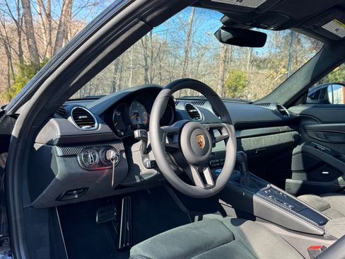 Used 2025 Porsche 718 Cayman GT4 RS image 37
