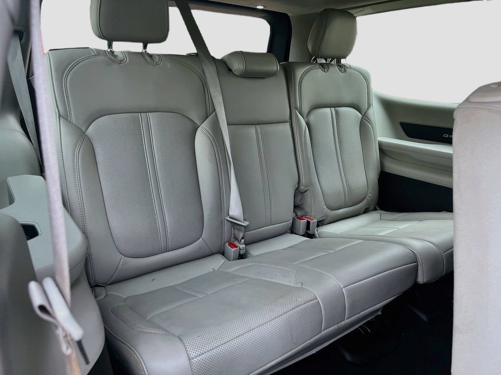 Used 2022 Jeep Wagoneer Series II AWD/4WD image 28