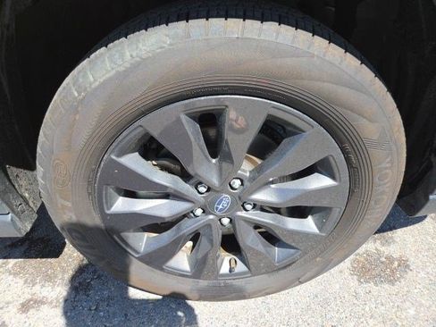 Certified 2025 Subaru Outback Onyx Edition AWD/4WD image 22