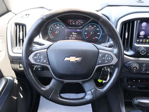 Used 2019 Chevrolet Colorado Z71 AWD/4WD image 14