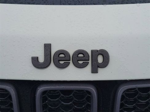 Used 2018 Jeep Compass Trailhawk w/ Cold Weather Group image 22