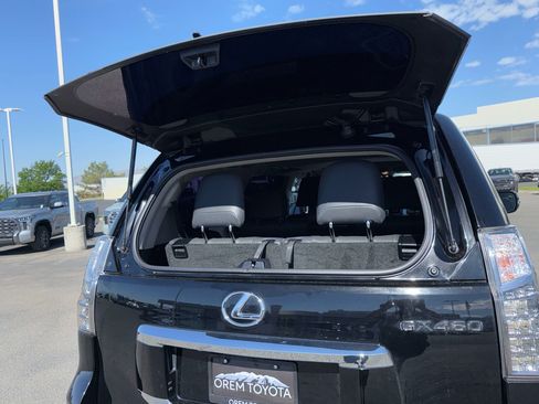 Used 2019 Lexus GX 460 Premium AWD/4WD image 16