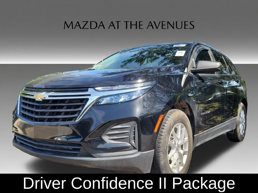 Used 2023 Chevrolet Equinox LS w/ LS Convenience Package FWD image 4