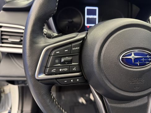 Certified 2025 Subaru Outback Limited image 16