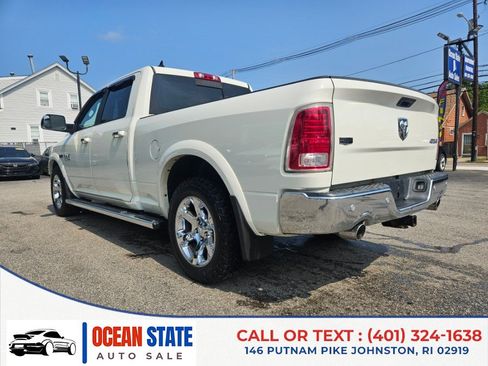 Used 2016 RAM 1500 Laramie w/ Convenience Group AWD/4WD image 3
