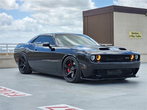 Used 2021 Dodge Challenger SRT Hellcat Redeye image 3