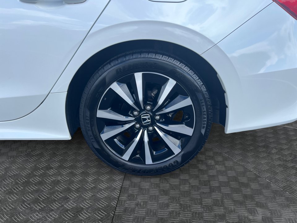 Used 2022 Honda Civic EX image 26