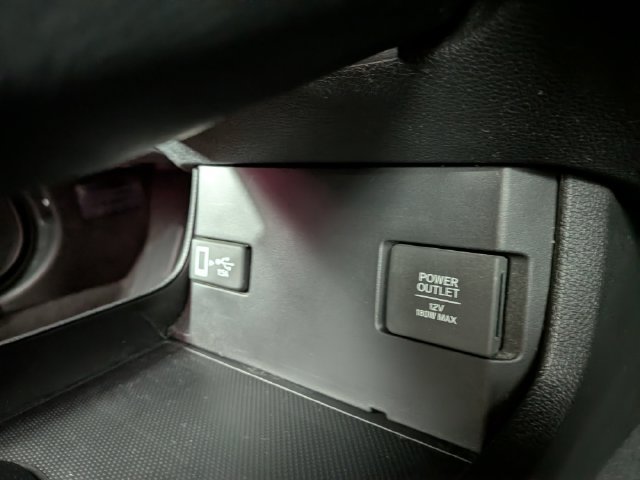 Used 2021 Honda Civic Sport image 8