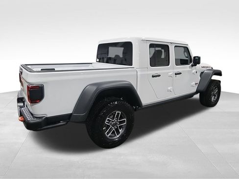 New 2026 Jeep Gladiator Mojave w/ Steel Bumper Group AWD/4WD image 8