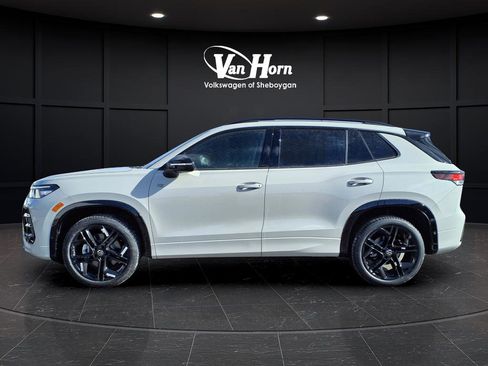 New 2026 Volkswagen Tiguan SE R-Line AWD/4WD image 6