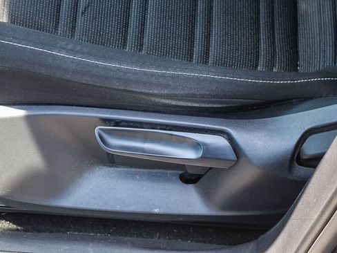 Used 2023 Volkswagen Tiguan S FWD image 27