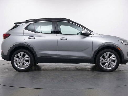 Used 2025 Buick Encore GX Preferred image 11