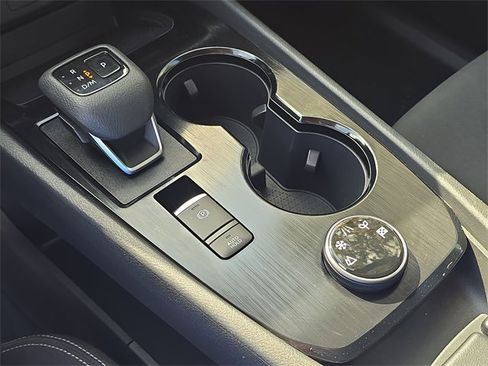 Certified 2023 Nissan Rogue S image 26