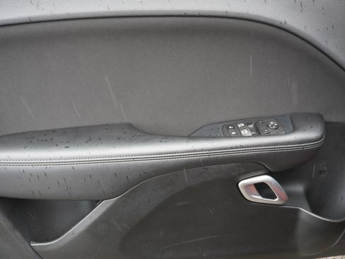 Used 2023 Dodge Challenger GT w/ Performance Handling Group image 10