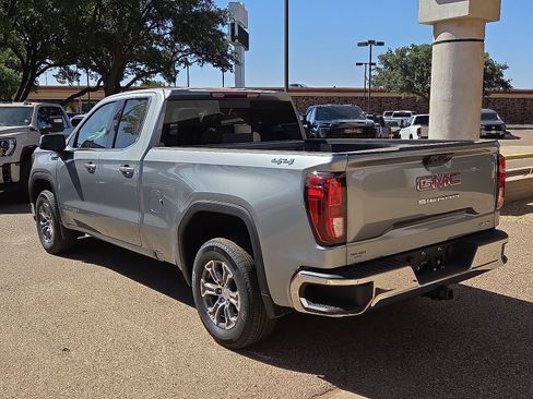New 2026 GMC Sierra 1500 SLE AWD/4WD image 3