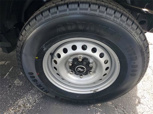 Used 2022 Ford Bronco 4-Door image 5