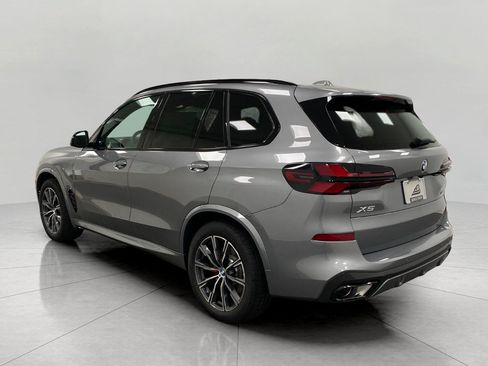 New 2026 BMW X5 xDrive40i w/ M Sport Package AWD/4WD image 9