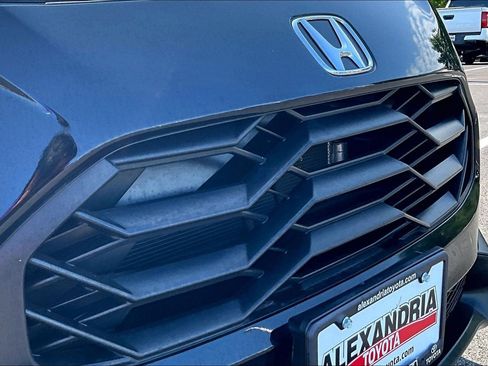 Used 2024 Honda HR-V Sport image 28