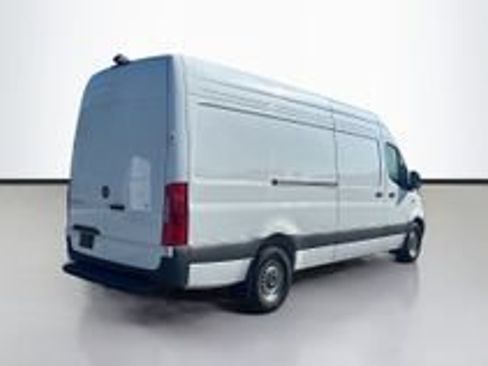 New 2025 Mercedes-Benz eSprinter 170 Cargo image 5