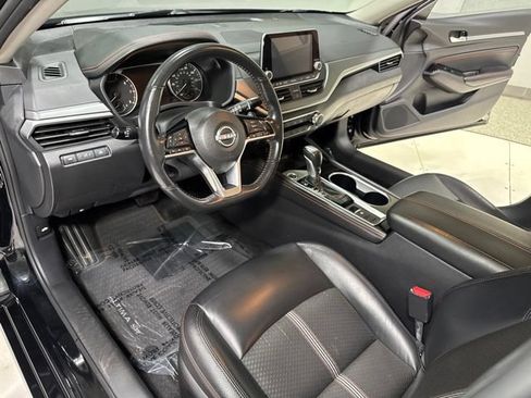 Used 2023 Nissan Altima 2.5 SR AWD/4WD image 11