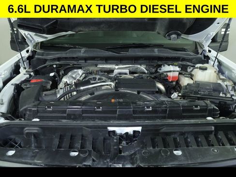 Used 2024 Chevrolet Silverado 2500 LT image 6