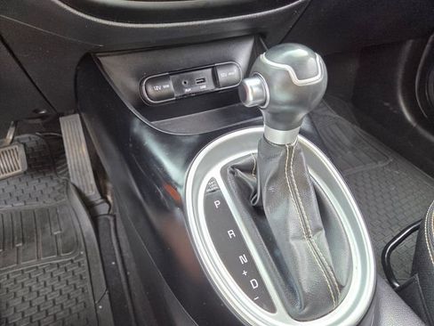 Used 2014 Kia Soul + image 18