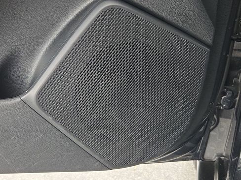 Used 2025 Kia Soul LX w/ LX Technology Package image 27