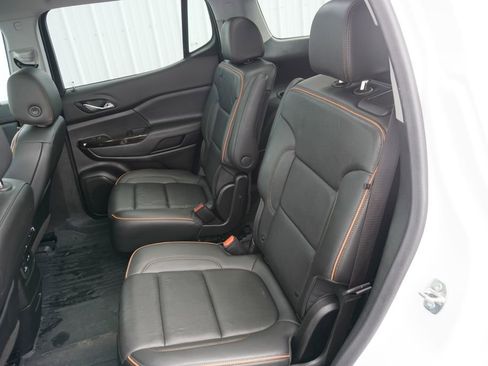 Used 2023 GMC Acadia AT4 w/ Technology Package image 32