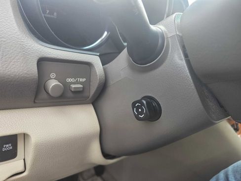 Used 2006 Lexus RX 330 AWD image 15