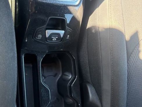 Used 2022 Jeep Renegade Altitude image 33