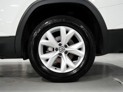 Used 2018 Volkswagen Atlas SE image 35