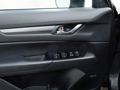 Used 2019 MAZDA CX-5 Touring image 22