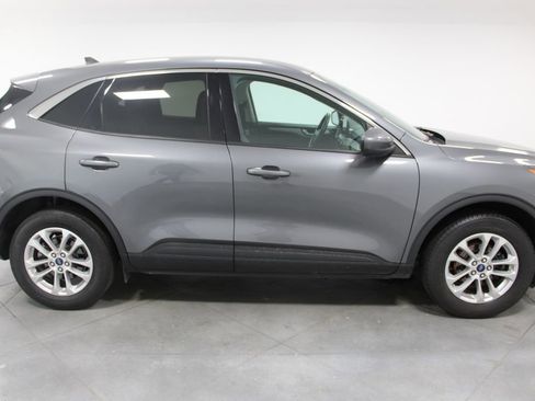 Used 2021 Ford Escape SE image 10